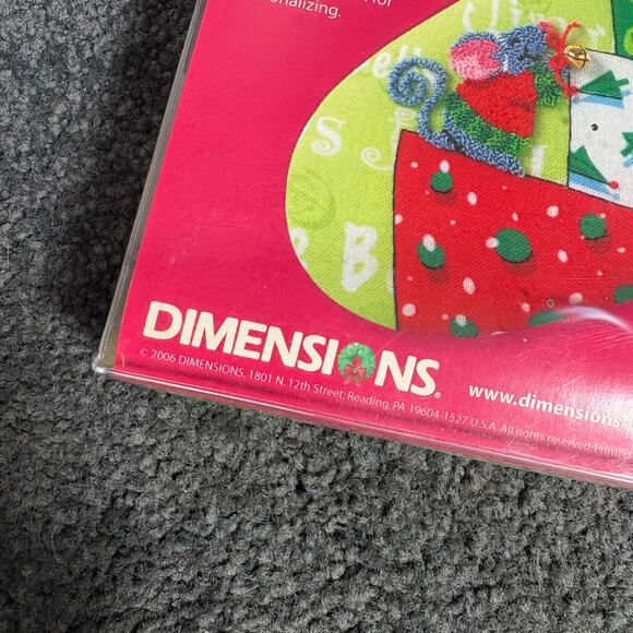 Dimensions Vintage Punch Needle Christmas Stocking Kit - Cat Stocking - Holiday - Picture 5 of 7